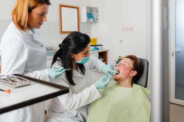 Best Emergency Root Canal Treatment in Lakewood Park, FL